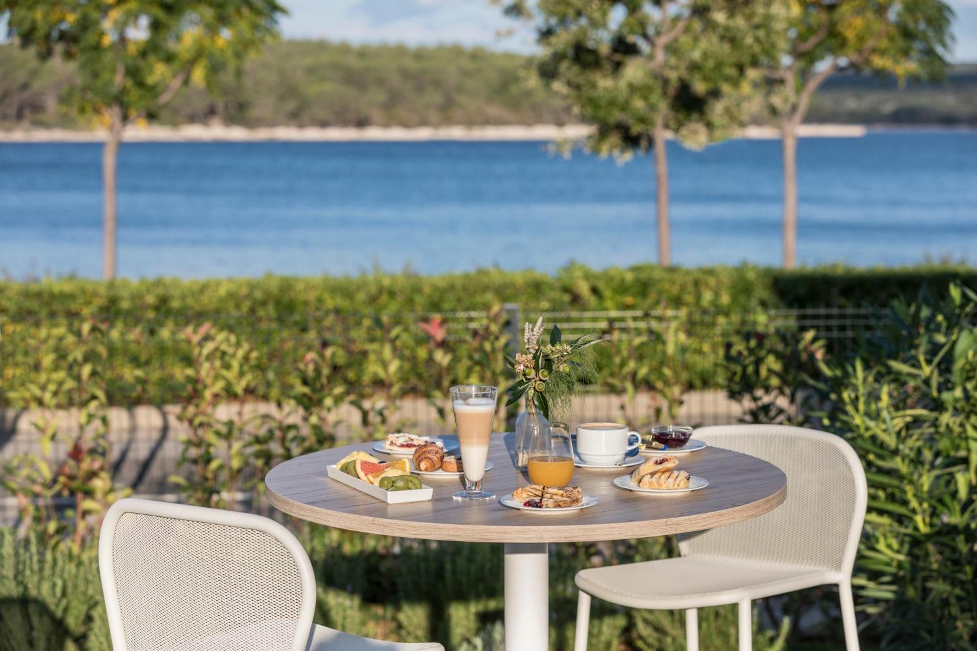 Falkensteiner Hotel Park Пунат Экстерьер фото